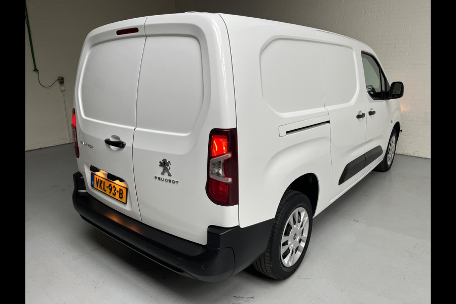 Peugeot Partner L2H1 1.5 BlueHDI 100PK euro6 Premium Long 3PERSOONS, Airco, Camera, CruiseControl, RIJKLAARPRIJS!