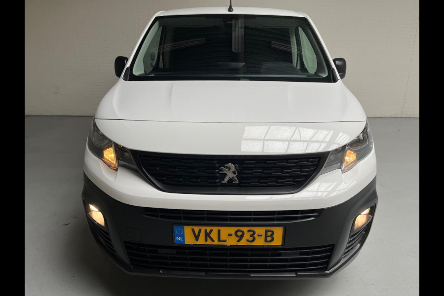 Peugeot Partner L2H1 1.5 BlueHDI 100PK euro6 Premium Long 3PERSOONS, Airco, Camera, CruiseControl, RIJKLAARPRIJS!