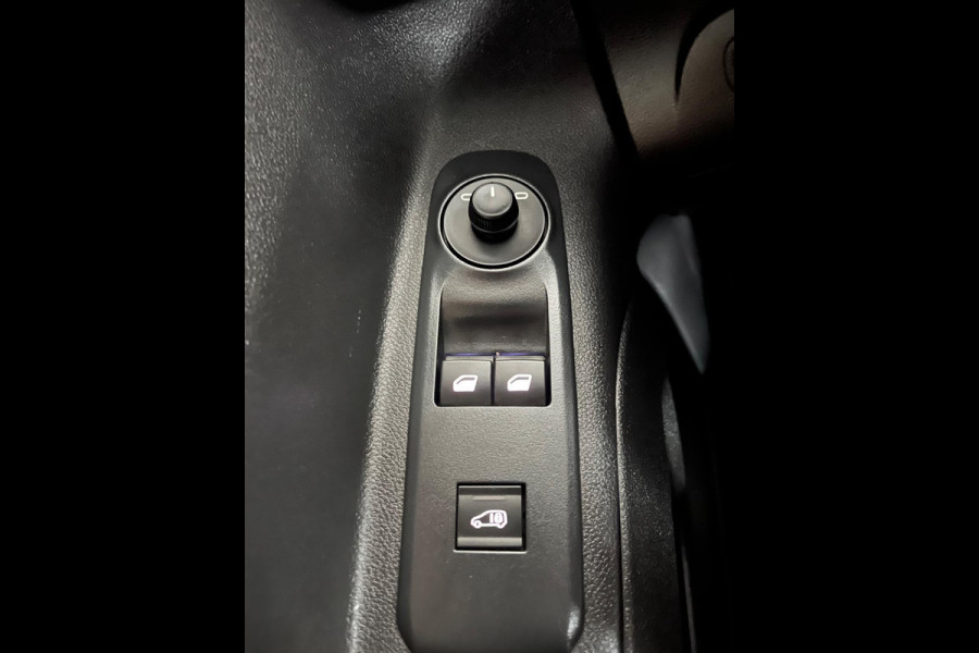 Peugeot Partner L2H1 1.5 BlueHDI 100PK euro6 Premium Long 3PERSOONS, Airco, Camera, CruiseControl, RIJKLAARPRIJS!