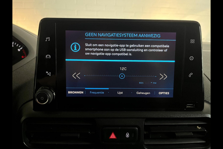 Peugeot Partner L2H1 1.5 BlueHDI 100PK euro6 Premium Long 3PERSOONS, Airco, Camera, CruiseControl, RIJKLAARPRIJS!