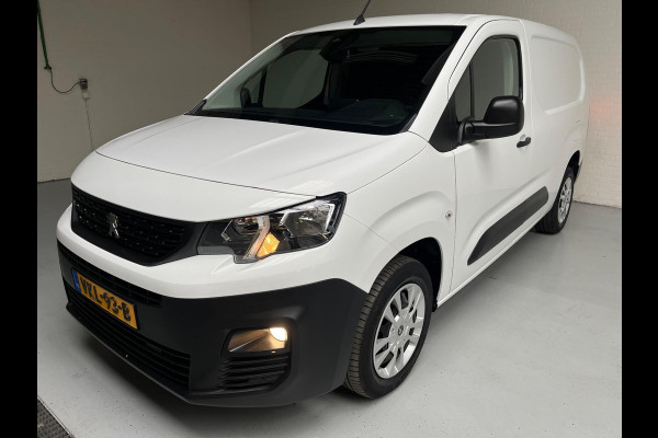 Peugeot Partner L2H1 1.5 BlueHDI 100PK euro6 Premium Long 3PERSOONS, Airco, Camera, CruiseControl, RIJKLAARPRIJS!
