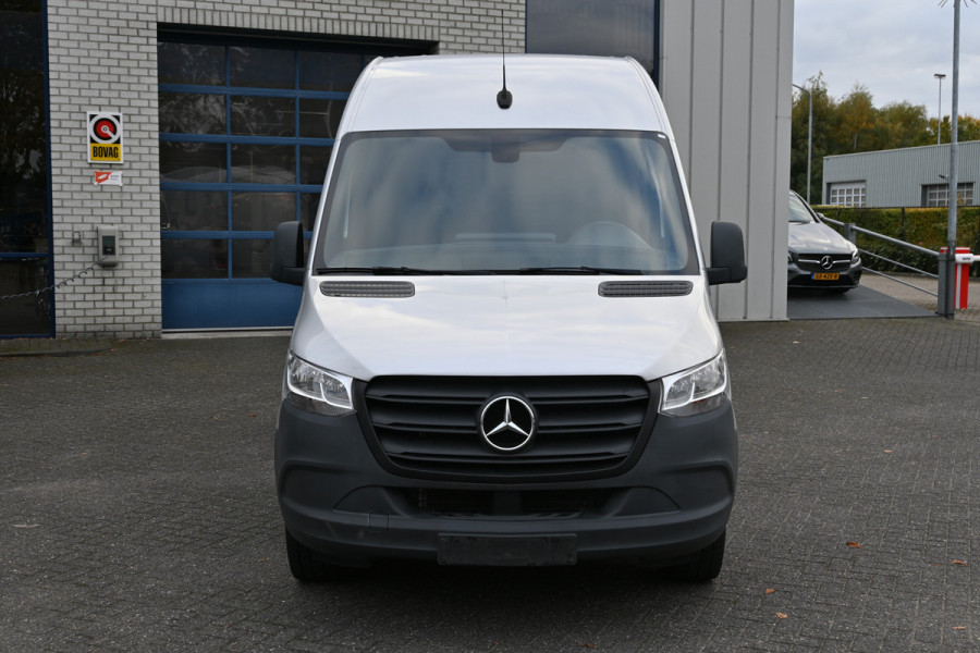 Mercedes-Benz Sprinter 317 CDI L2H2 RWD MBUX met camera, Led in laadruimte, Opstap