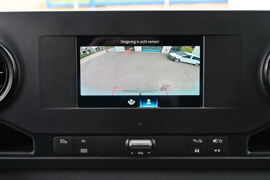 Mercedes-Benz Sprinter 317 CDI L2H2 RWD MBUX met camera, Led in laadruimte, Opstap