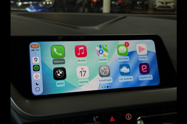 BMW 1-serie M135i xDrive High Executive Navi | 19" | Alcantara | Camera | PDC V+A | BMW 1-serie M135i xDrive High Executive Navi | 19" | Alcantara | Camera | PDC V+A |