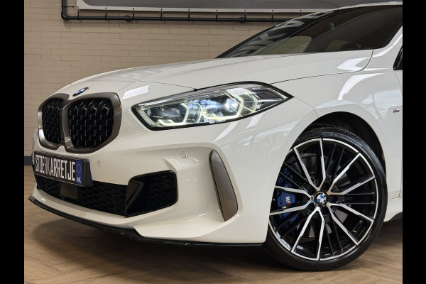 BMW 1-serie M135i xDrive High Executive Navi | 19" | Alcantara | Camera | PDC V+A | BMW 1-serie M135i xDrive High Executive Navi | 19" | Alcantara | Camera | PDC V+A |
