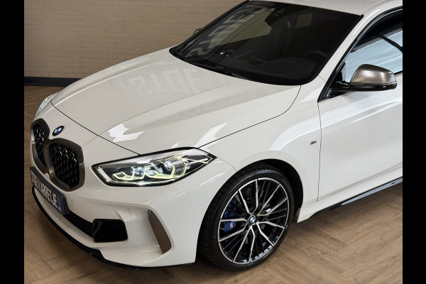 BMW 1-serie M135i xDrive High Executive Navi | 19" | Alcantara | Camera | PDC V+A | BMW 1-serie M135i xDrive High Executive Navi | 19" | Alcantara | Camera | PDC V+A |