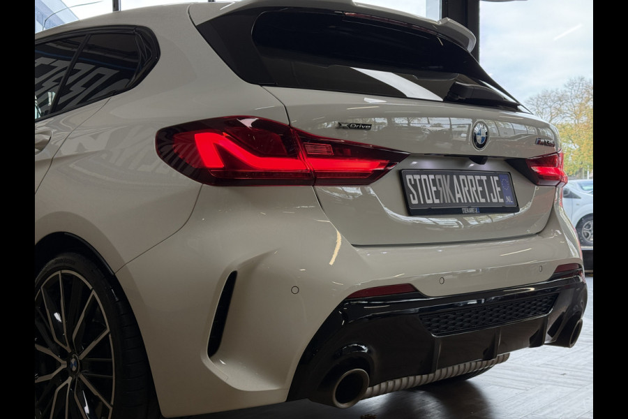 BMW 1-serie M135i xDrive High Executive Navi | 19" | Alcantara | Camera | PDC V+A | BMW 1-serie M135i xDrive High Executive Navi | 19" | Alcantara | Camera | PDC V+A |
