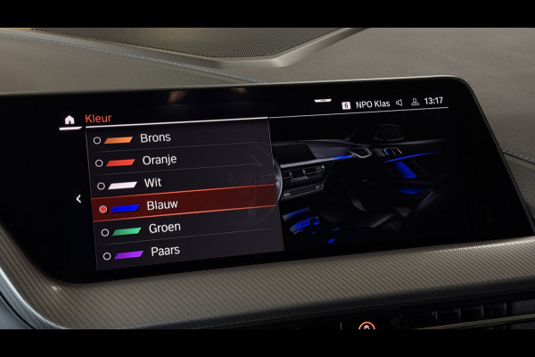 BMW 1-serie M135i xDrive High Executive Navi | 19" | Alcantara | Camera | PDC V+A | BMW 1-serie M135i xDrive High Executive Navi | 19" | Alcantara | Camera | PDC V+A |