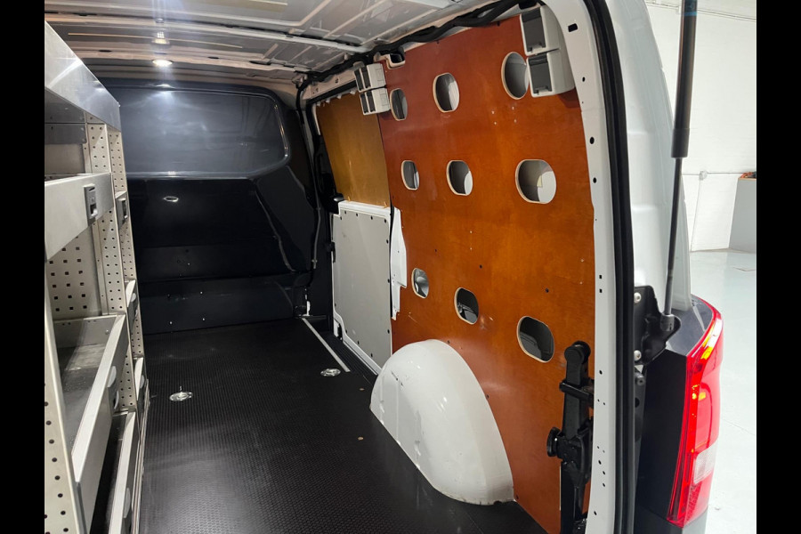 Mercedes-Benz Vito AUTOMAAT 114 CDI 140PK euro6 L2H1, Achterklep! Aluca kast, Omvormer, Airco Ecc, Navigatie, RIJKLAARPRIJS! Mercedes-Benz Vito AUTOMAAT 114 CDI 140PK euro6 L2H1, Achterklep! Aluca kast, Omvormer, Airco Ecc, Navigatie, RIJKLAARPRIJS!