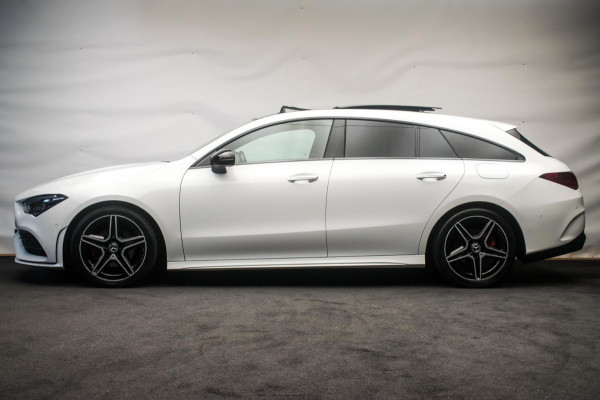 Mercedes-Benz CLA-Klasse Shooting Brake 180 Business Solution AMG Night Edition ORG NL [ Pano Sfeer Matrix Memory El Trekhaak ]