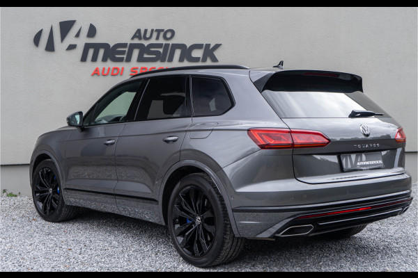 Volkswagen Touareg 3.0 TSI eHybrid 4MOTION / Luchtvering/ Standkachel/ Massagefunctie/ Panoramadak/ Trekhaak/ 280kW (381PK) Volkswagen Touareg 3.0 TSI eHybrid 4MOTION / Luchtvering/ Standkachel/ Massagefunctie/ Panoramadak/ Trekhaak/ 280kW (381PK)
