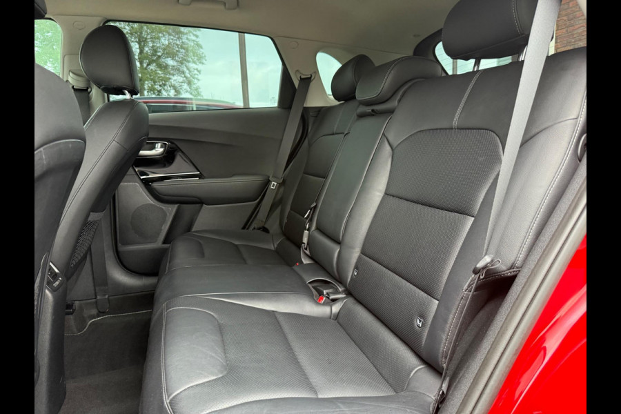 Kia Niro 1.6 GDi Hybrid ExecutiveLine - Automaat - Navi - Climate - Camera Kia Niro 1.6 GDi Hybrid ExecutiveLine - Automaat - Navi - Climate - Camera