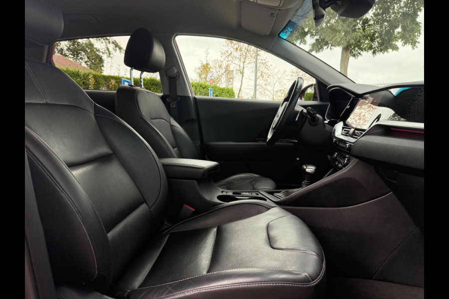 Kia Niro 1.6 GDi Hybrid ExecutiveLine - Automaat - Navi - Climate - Camera Kia Niro 1.6 GDi Hybrid ExecutiveLine - Automaat - Navi - Climate - Camera
