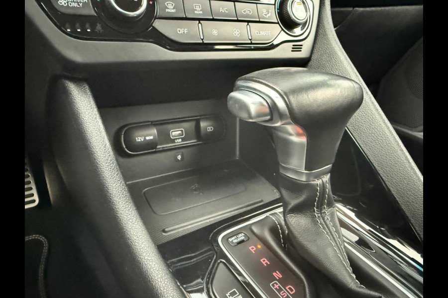 Kia Niro 1.6 GDi Hybrid ExecutiveLine - Automaat - Navi - Climate - Camera Kia Niro 1.6 GDi Hybrid ExecutiveLine - Automaat - Navi - Climate - Camera