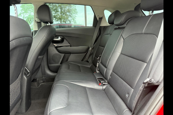 Kia Niro 1.6 GDi Hybrid ExecutiveLine - Automaat - Navi - Climate - Camera Kia Niro 1.6 GDi Hybrid ExecutiveLine - Automaat - Navi - Climate - Camera