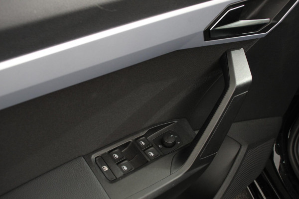 Seat Ibiza 1.0 FR DEMO! Navigatie Apple Carplay/Android Auto Climate Control Cruise Control Stoelverwarming