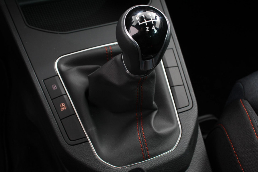 Seat Ibiza 1.0 FR DEMO! Navigatie Apple Carplay/Android Auto Climate Control Cruise Control Stoelverwarming