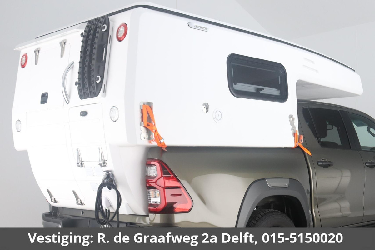 Toyota Hilux CAMPER OPBOUW *NIEUW* (€25.000,- ex.BTW) / €30.250,- incl. BTW Toyota Hilux CAMPER OPBOUW *NIEUW* (€25.000,- ex.BTW) / €30.250,- incl. BTW