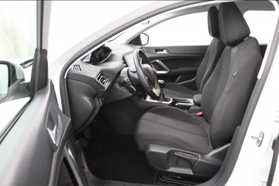 Peugeot 308 SW 1.2 PureTech*ECC*NAVI*CAM*HAAK*CRUISE*CARPLAY*