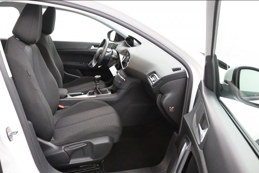 Peugeot 308 SW 1.2 PureTech*ECC*NAVI*CAM*HAAK*CRUISE*CARPLAY*