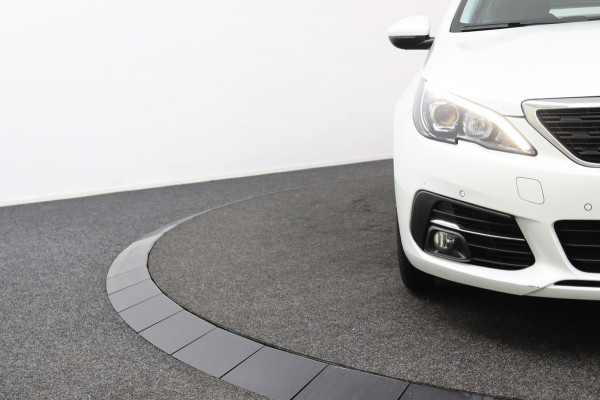 Peugeot 308 SW 1.2 PureTech*ECC*NAVI*CAM*HAAK*CRUISE*CARPLAY*