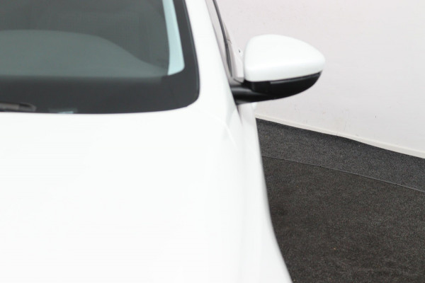 Peugeot 308 SW 1.2 PureTech*ECC*NAVI*CAM*HAAK*CRUISE*CARPLAY*