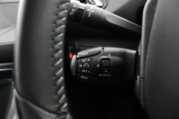 Peugeot 308 SW 1.2 PureTech*ECC*NAVI*CAM*HAAK*CRUISE*CARPLAY*