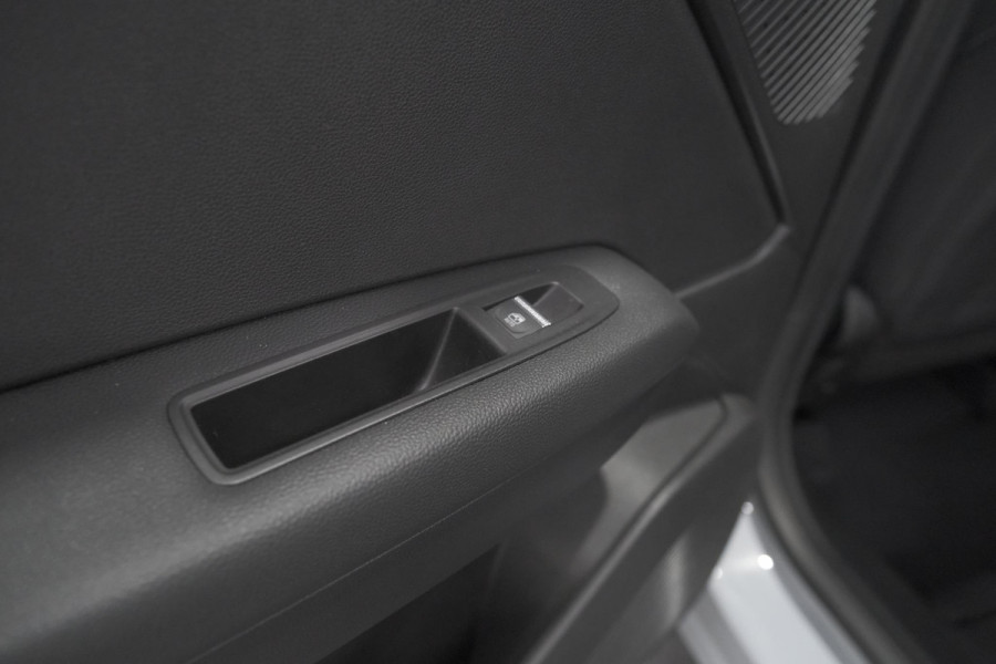 Renault Captur Mild Hybrid 160 EDC techno | Pack Winter | Camera | Adaptieve Cruise Control | Apple Carplay