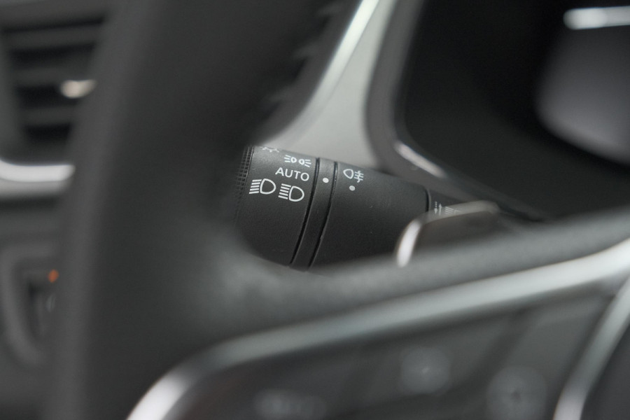 Renault Captur Mild Hybrid 160 EDC techno | Pack Winter | Camera | Adaptieve Cruise Control | Apple Carplay