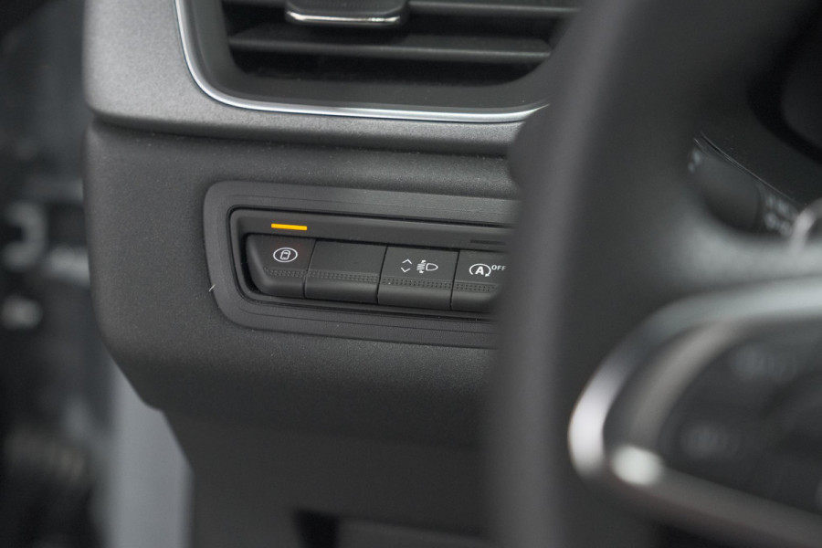 Renault Captur Mild Hybrid 160 EDC techno | Pack Winter | Camera | Adaptieve Cruise Control | Apple Carplay