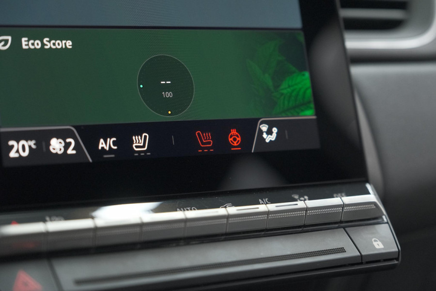 Renault Captur Mild Hybrid 160 EDC techno | Pack Winter | Camera | Adaptieve Cruise Control | Apple Carplay