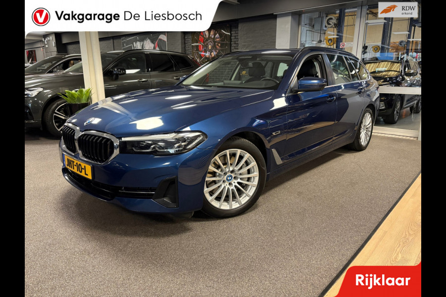 BMW 5 Serie Touring 530e Business Edition Plus / trekhaak / Leder / pdc / 360 camera