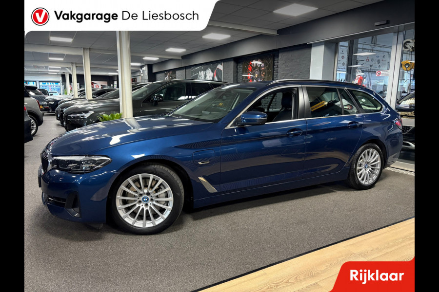BMW 5 Serie Touring 530e Business Edition Plus / trekhaak / Leder / pdc / 360 camera