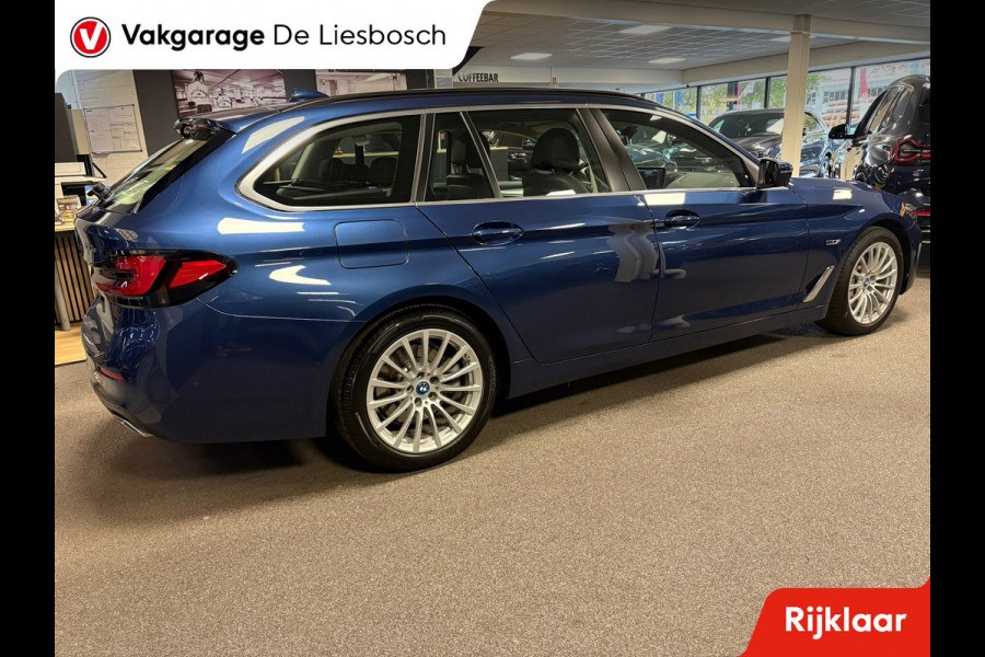 BMW 5 Serie Touring 530e Business Edition Plus / trekhaak / Leder / pdc / 360 camera