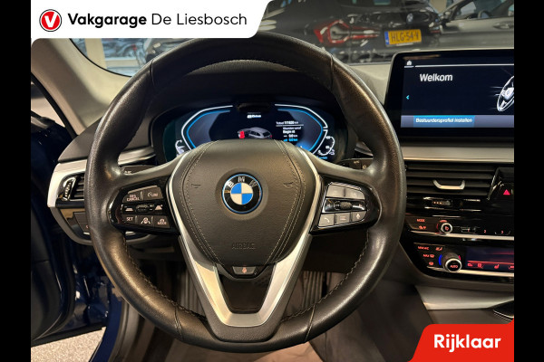 BMW 5 Serie Touring 530e Business Edition Plus / trekhaak / Leder / pdc / 360 camera