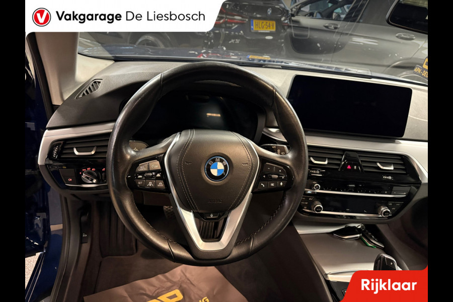 BMW 5 Serie Touring 530e Business Edition Plus / trekhaak / Leder / pdc / 360 camera