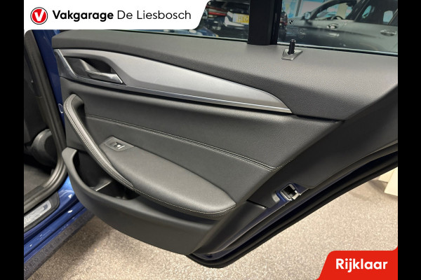 BMW 5 Serie Touring 530e Business Edition Plus / trekhaak / Leder / pdc / 360 camera