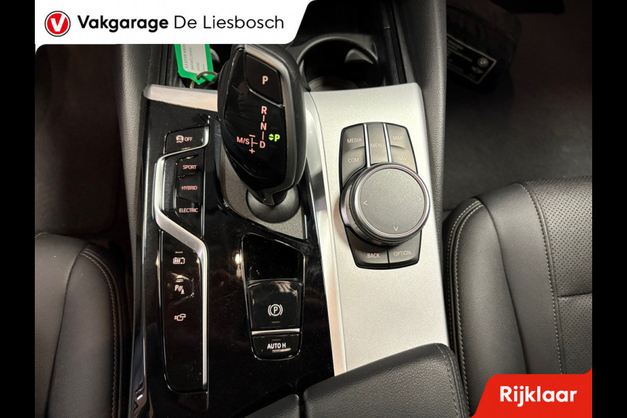 BMW 5 Serie Touring 530e Business Edition Plus / trekhaak / Leder / pdc / 360 camera