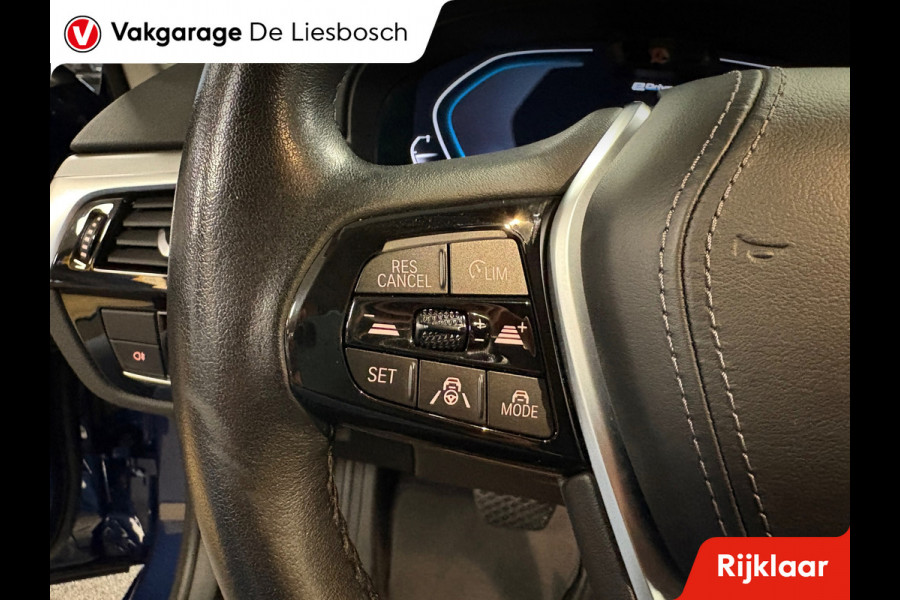 BMW 5 Serie Touring 530e Business Edition Plus / trekhaak / Leder / pdc / 360 camera