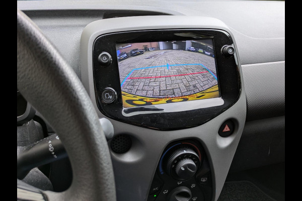 Peugeot 108 1.0 e-VTi Active|Apple-Carplay/Android-Auto|Achteruitrijcamera|Airco|DAB|Origineel-NL Peugeot 108 1.0 e-VTi Active|Apple-Carplay/Android-Auto|Achteruitrijcamera|Airco|DAB|Origineel-NL