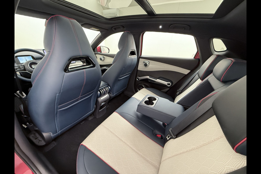 BYD ATTO 3 60kWh Design SOH 100% Panoramadak Leder+Elektr.Verst. Warmtepomp Adaptieve Cruise 360°Camera Apple Carplay Android Auto Elektr.A Verkeersbord detectie WiFi DAB Led Rijstrooksensor Keyless Smartphone Entry Fabrieksgarantie tot 15-12-2028/150.000km Garantie op de LFP Accu tot 15-12-2030/200.000km €44.000,- Nieuw! BYD ATTO 3 60kWh Design SOH 100% Panoramadak Leder+Elektr.Verst. Warmtepomp Adaptieve Cruise 360°Camera Apple Carplay Android Auto Elektr.A Verkeersbord detectie WiFi DAB Led Rijstrooksensor Keyless Smartphone Entry Fabrieksgarantie tot 15-12-2028/150.000km Garantie op de LFP Accu tot 15-12-2030/200.000km €44.000,- Nieuw!