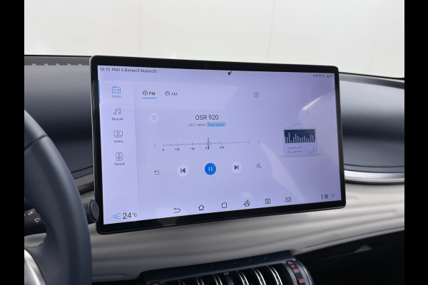BYD ATTO 3 60kWh Design SOH 100% Panoramadak Leder+Elektr.Verst. Warmtepomp Adaptieve Cruise 360°Camera Apple Carplay Android Auto Elektr.A Verkeersbord detectie WiFi DAB Led Rijstrooksensor Keyless Smartphone Entry Fabrieksgarantie tot 15-12-2028/150.000km Garantie op de LFP Accu tot 15-12-2030/200.000km €44.000,- Nieuw! BYD ATTO 3 60kWh Design SOH 100% Panoramadak Leder+Elektr.Verst. Warmtepomp Adaptieve Cruise 360°Camera Apple Carplay Android Auto Elektr.A Verkeersbord detectie WiFi DAB Led Rijstrooksensor Keyless Smartphone Entry Fabrieksgarantie tot 15-12-2028/150.000km Garantie op de LFP Accu tot 15-12-2030/200.000km €44.000,- Nieuw!