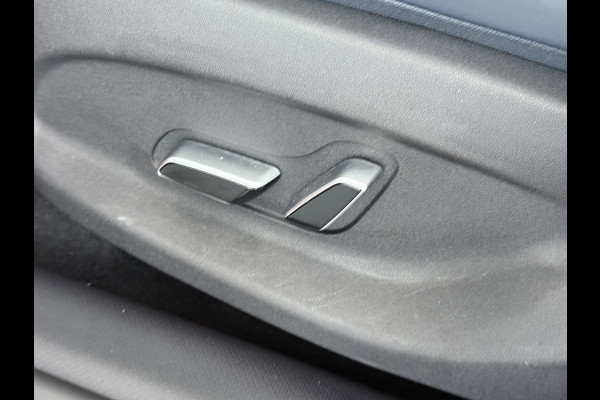 BYD ATTO 3 60kWh Design SOH 100% Panoramadak Leder+Elektr.Verst. Warmtepomp Adaptieve Cruise 360°Camera Apple Carplay Android Auto Elektr.A Verkeersbord detectie WiFi DAB Led Rijstrooksensor Keyless Smartphone Entry Fabrieksgarantie tot 15-12-2028/150.000km Garantie op de LFP Accu tot 15-12-2030/200.000km €44.000,- Nieuw! BYD ATTO 3 60kWh Design SOH 100% Panoramadak Leder+Elektr.Verst. Warmtepomp Adaptieve Cruise 360°Camera Apple Carplay Android Auto Elektr.A Verkeersbord detectie WiFi DAB Led Rijstrooksensor Keyless Smartphone Entry Fabrieksgarantie tot 15-12-2028/150.000km Garantie op de LFP Accu tot 15-12-2030/200.000km €44.000,- Nieuw!