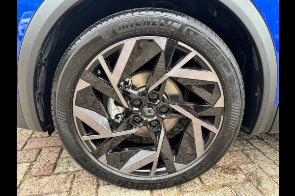 Renault Captur 1.3 mild hybrid 160 esprit Alpine Harman Kardon Sound / Camera / Navi / LM 19'' / Stuurwiel verw.