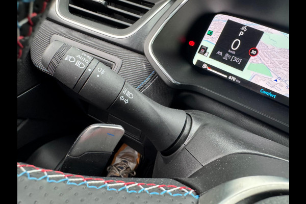 Renault Captur 1.3 mild hybrid 160 esprit Alpine Harman Kardon Sound / Camera / Navi / LM 19'' / Stuurwiel verw.