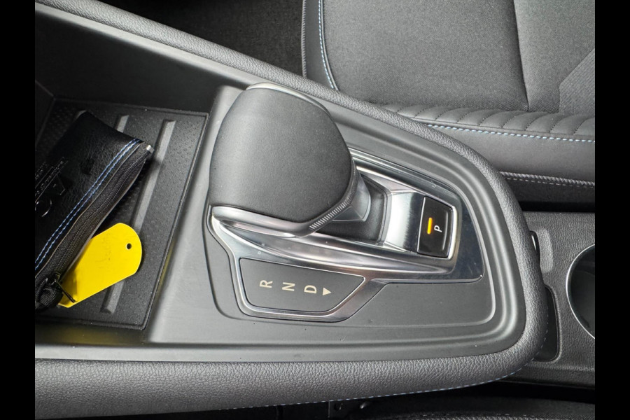 Renault Captur 1.3 mild hybrid 160 esprit Alpine Harman Kardon Sound / Camera / Navi / LM 19'' / Stuurwiel verw.