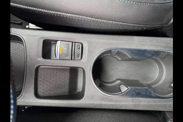 Renault Captur 1.3 mild hybrid 160 esprit Alpine Harman Kardon Sound / Camera / Navi / LM 19'' / Stuurwiel verw.