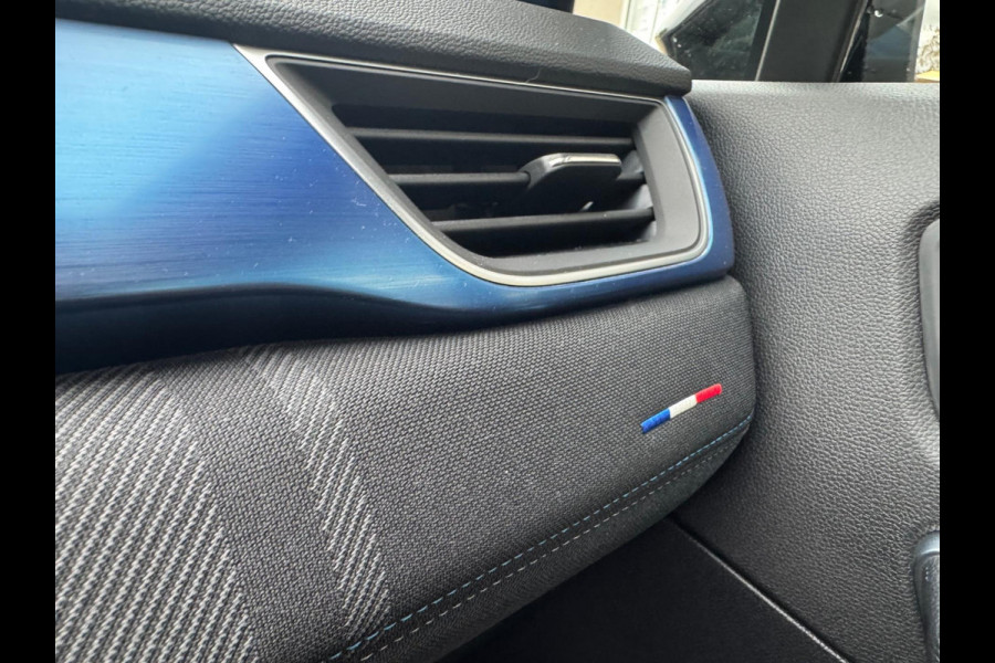 Renault Captur 1.3 mild hybrid 160 esprit Alpine Harman Kardon Sound / Camera / Navi / LM 19'' / Stuurwiel verw.