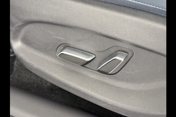 BYD ATTO 3 60kWh Design SOH 100% Panoramadak Leder+Elektr.Verst. Warmtepomp Adaptieve Cruise 360°Camera Apple Carplay Android Auto Elektr.A Verkeersbord detectie WiFi DAB Led Rijstrooksensor Keyless Smartphone Entry Fabrieksgarantie tot 20-12-2028/150.000km Garantie op de LFP Accu tot 20-12-2030/200.000km €44.000,- Nieuw! BYD ATTO 3 60kWh Design SOH 100% Panoramadak Leder+Elektr.Verst. Warmtepomp Adaptieve Cruise 360°Camera Apple Carplay Android Auto Elektr.A Verkeersbord detectie WiFi DAB Led Rijstrooksensor Keyless Smartphone Entry Fabrieksgarantie tot 20-12-2028/150.000km Garantie op de LFP Accu tot 20-12-2030/200.000km €44.000,- Nieuw!