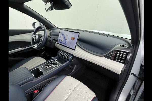 BYD ATTO 3 60kWh Design SOH 100% Panoramadak Leder+Elektr.Verst. Warmtepomp Adaptieve Cruise 360°Camera Apple Carplay Android Auto Elektr.A Verkeersbord detectie WiFi DAB Led Rijstrooksensor Keyless Smartphone Entry Fabrieksgarantie tot 20-12-2028/150.000km Garantie op de LFP Accu tot 20-12-2030/200.000km €44.000,- Nieuw! BYD ATTO 3 60kWh Design SOH 100% Panoramadak Leder+Elektr.Verst. Warmtepomp Adaptieve Cruise 360°Camera Apple Carplay Android Auto Elektr.A Verkeersbord detectie WiFi DAB Led Rijstrooksensor Keyless Smartphone Entry Fabrieksgarantie tot 20-12-2028/150.000km Garantie op de LFP Accu tot 20-12-2030/200.000km €44.000,- Nieuw!